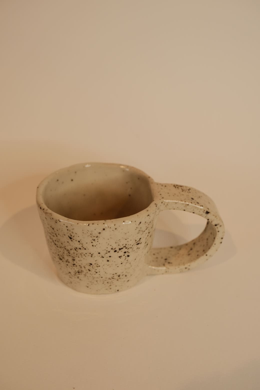 Tasse de la collection Éclat de Grace Ceramics