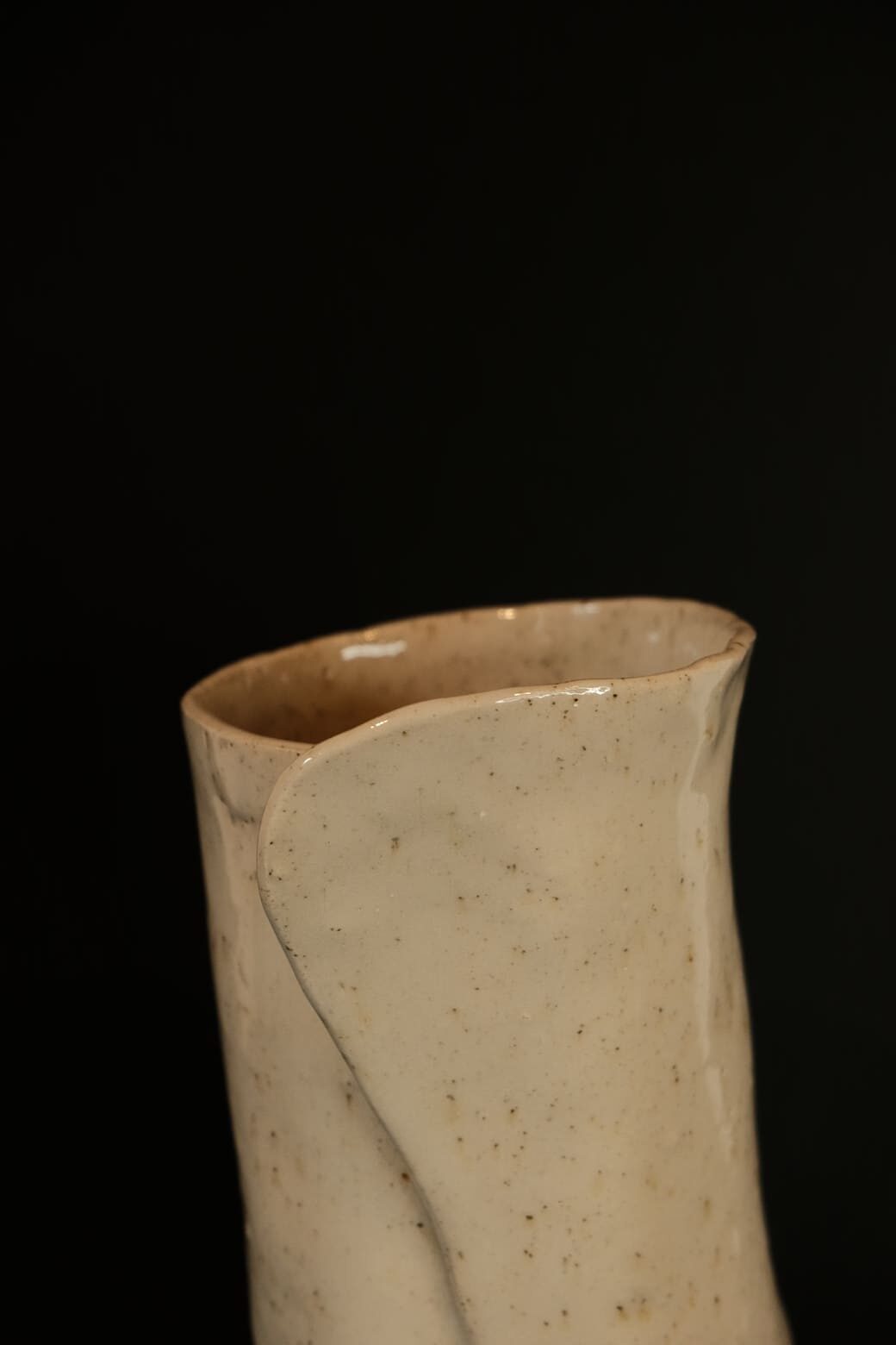 Vase de la collection Singulière de Grace Ceramics